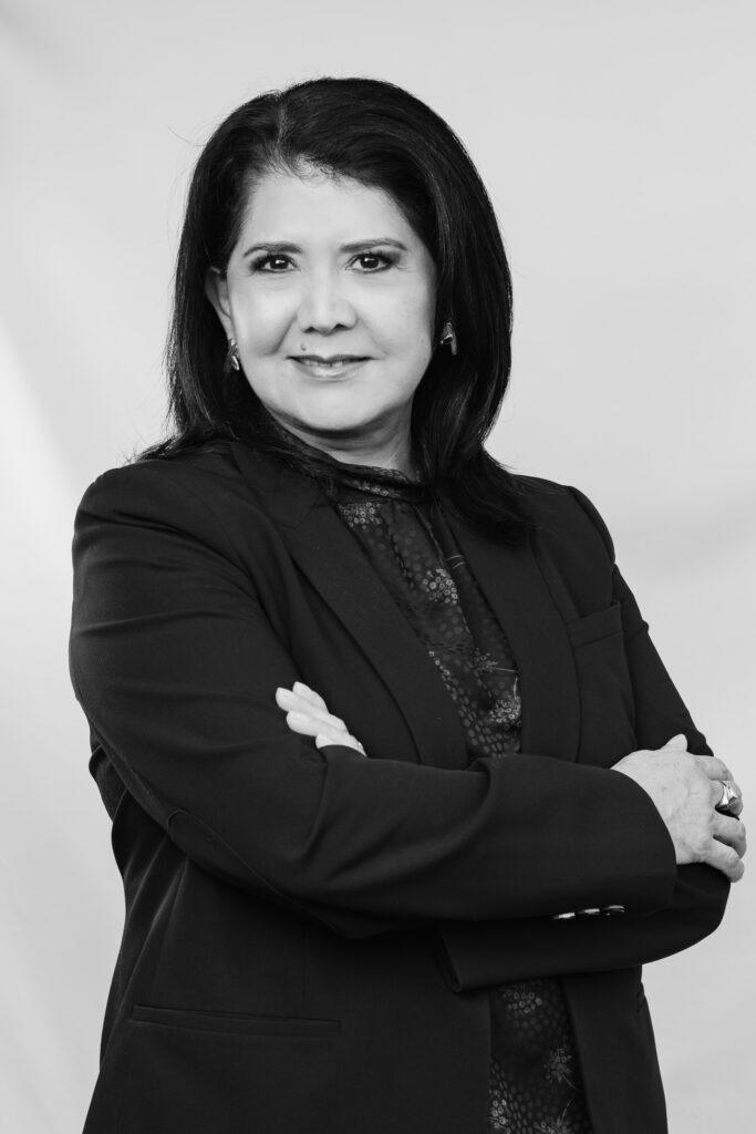 Olga de González – Directora de Imagen y Posicionamiento Corporativo